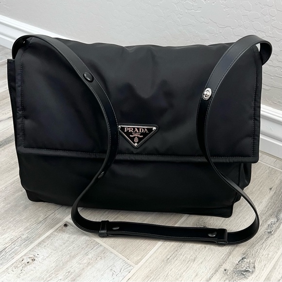 Prada Re-Nylon Large Flap Padded Shoulder Bag - Picture 3 of 16